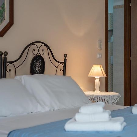 Lu Caffa By Typney Bed & Breakfast Vernole Luaran gambar